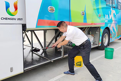 E:2023.77.27【助力大运】优质服务获一定，，，，，，，，腾博汇游戏官方网站长运2名驾驶员被评“交通包管服务逐日之星”官网20230727-02-03.jpg