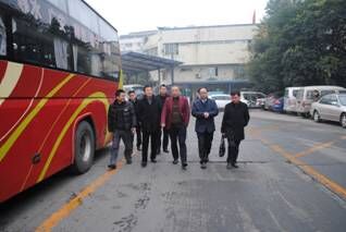 蔡亮发总司理到成都股份公司调研