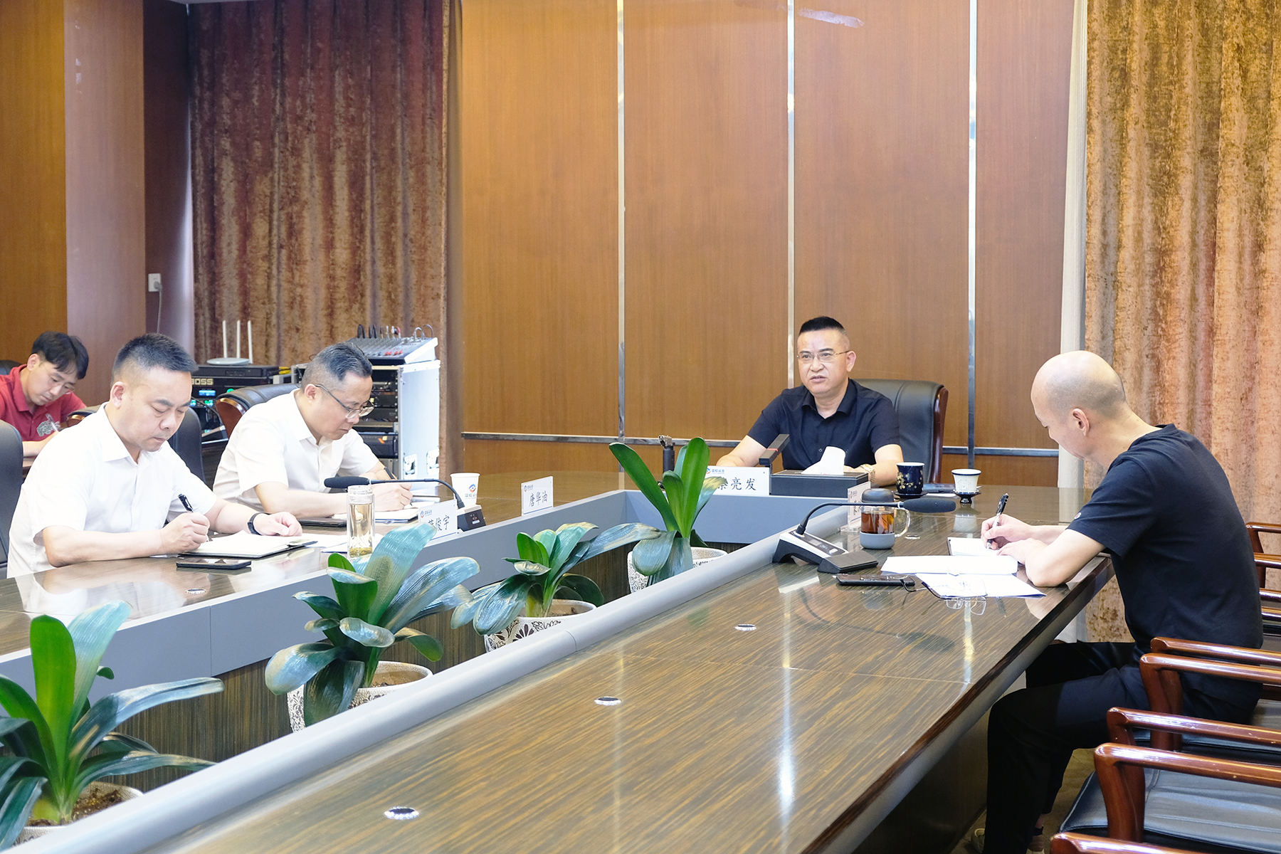 全力以“复”！腾博汇游戏官方网站运业召开复工复运专题会