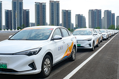 【助力大运】大车小车齐上阵，，，，，，，，大运会运输包管准备事情更进一步