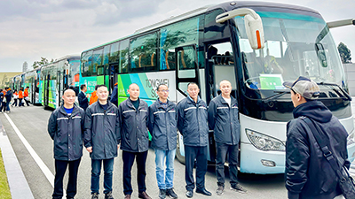 腾博汇游戏官方网站长运圆满完成“通威太阳能10年庆典暨2023第六届中国国际光伏工业大会接待晚会”运输使命