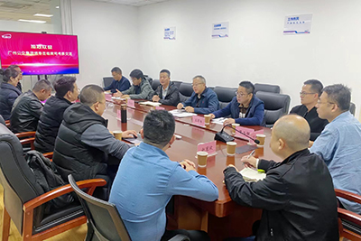 广州公交集团副总司理刘伟到腾博汇游戏官方网站科技交流座谈