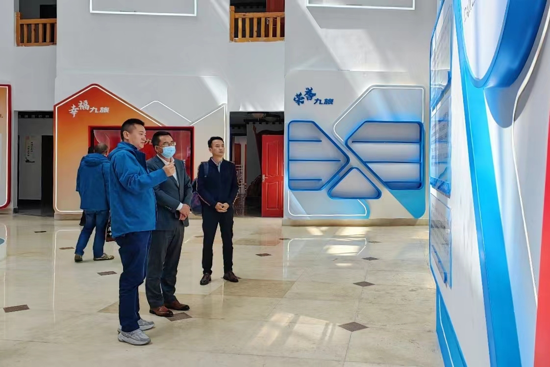 腾博汇游戏官方网站运业党委书记、总司理蔡亮发一行前往阿坝大九旅集团调研交流