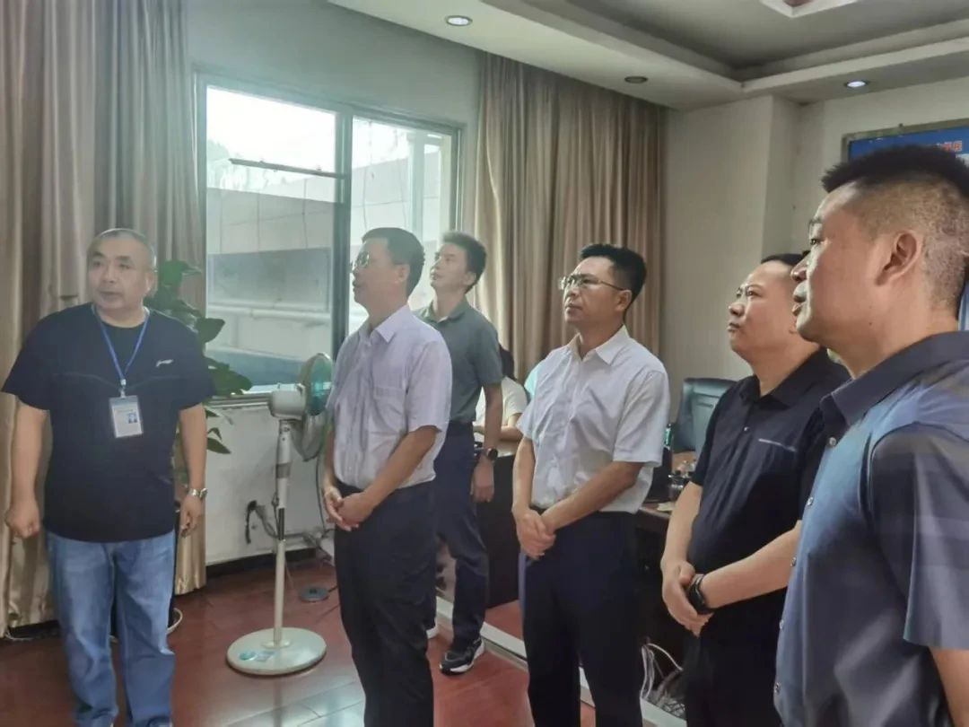 四川省交通运输厅副厅长胡洪波赴遂宁包保督导，，，，，，，筑牢汛期暑期运输清静防地